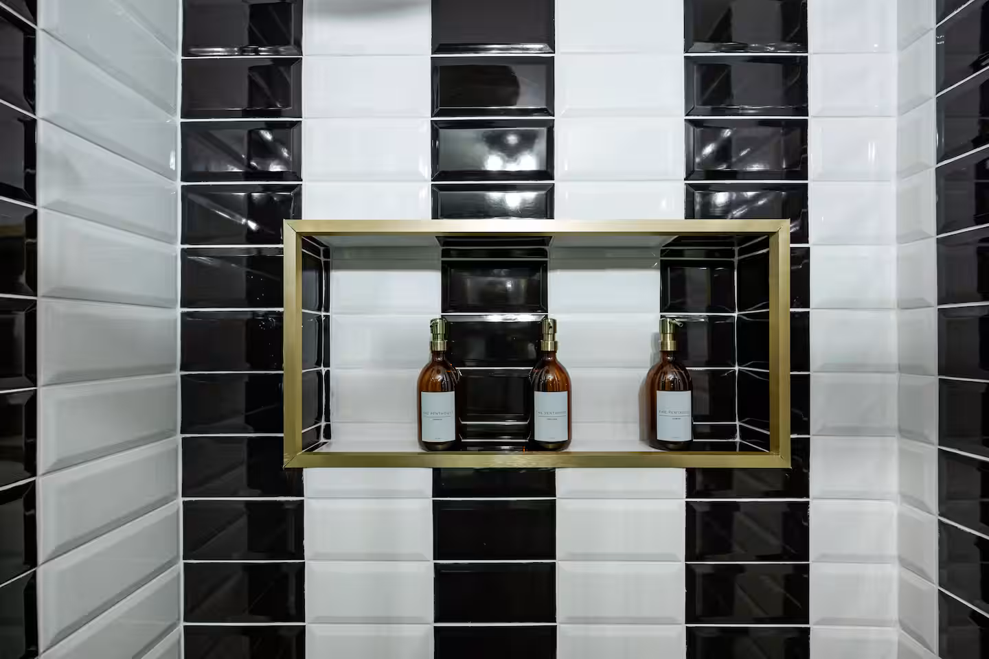 The Penthouse, miniature 20